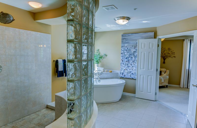 Best Bathroom Renovation Contractors in Hilliard, OH